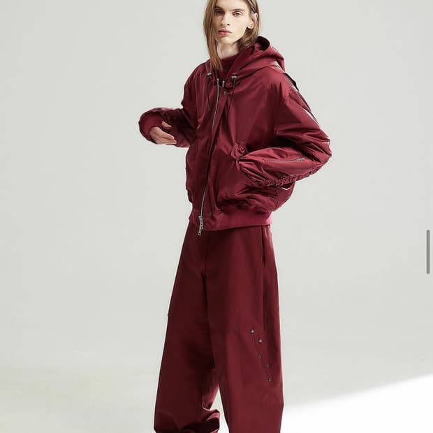 알렌느 a/w 봄버 버건디 팔아요
