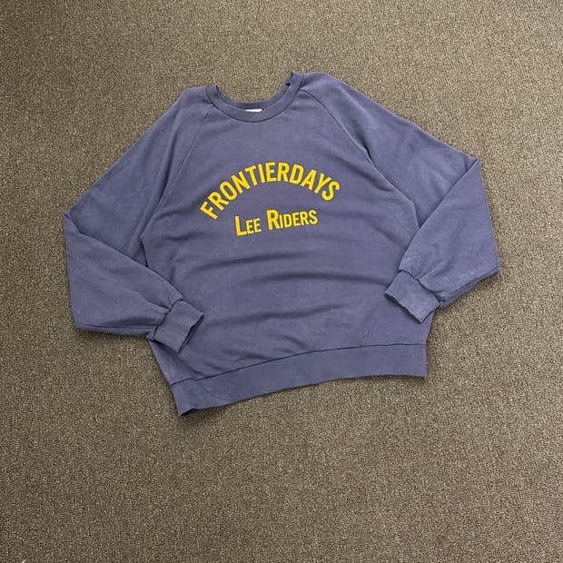 L)Lee vintage 빅로고 프린팅 퍼플 스웻셔츠