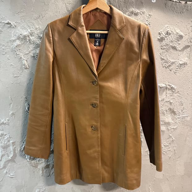 77 에프앤에스 FNS 양가죽 3버튼 하프 자켓 브라운