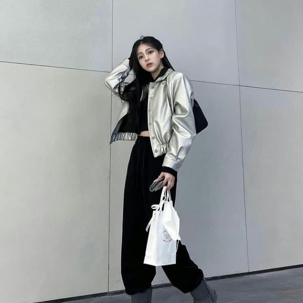 카키포인트 레더자켓 실버