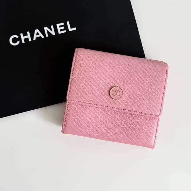CHANEL 샤넬 cc 버튼 카드 반지갑 핑크