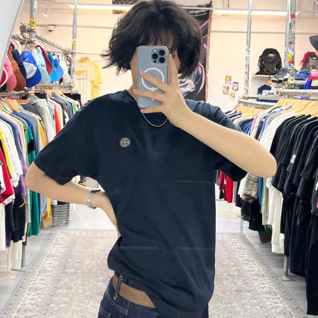 스톤아일랜드 네이비 티셔츠