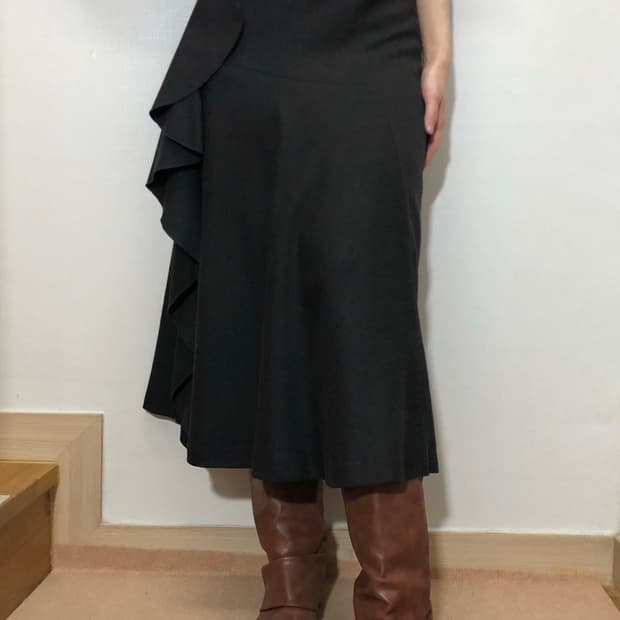 빈티지 그레이 핀 스트라이프 러플 스커트