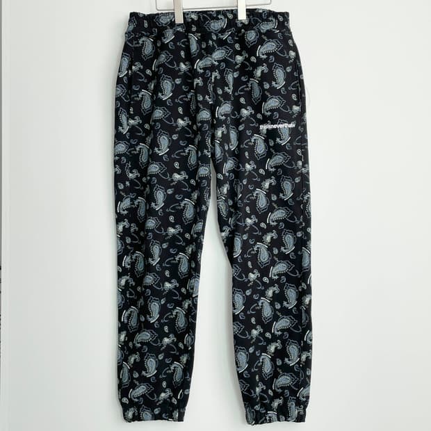   F1 디스이즈네버댓(THISISNEVERTHAT) 페이즐리 스웻팬츠 