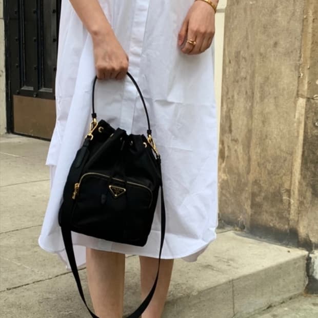 프라다 버킷백 라지 크로스백/숄더백 정품A급(보증서O)