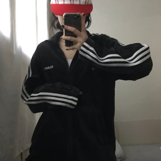 아디다스 블랙 00s 벨벳 트랙탑