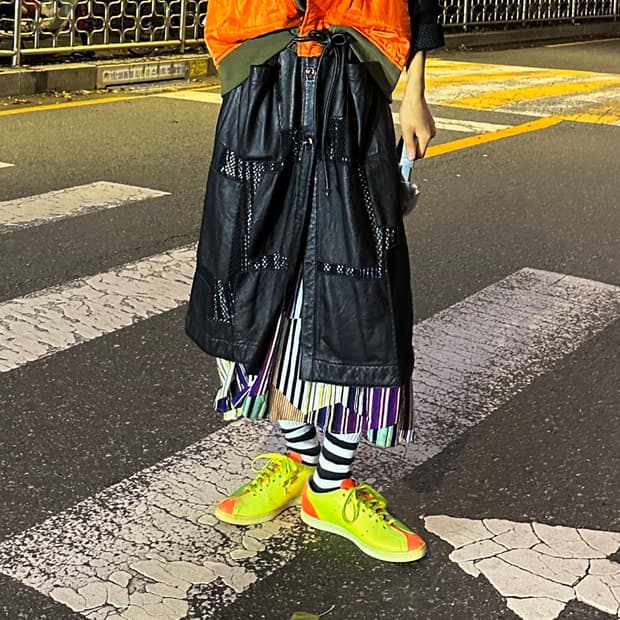 이레귤러 스트라이프 스커트