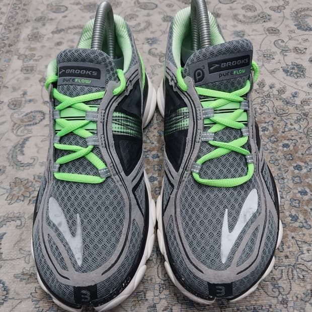 BROOKS 퓨어플로우 3  런닝화 255mm