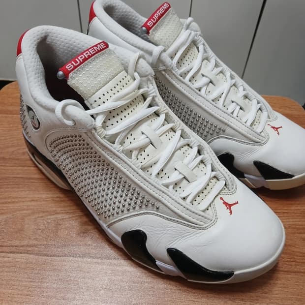 슈프림 조던 14 285