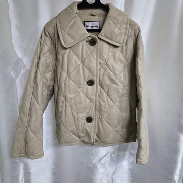 칼 라거펠트 퀼팅 양가죽 패딩 (1915)