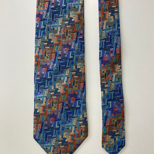 미쏘니 넥타이