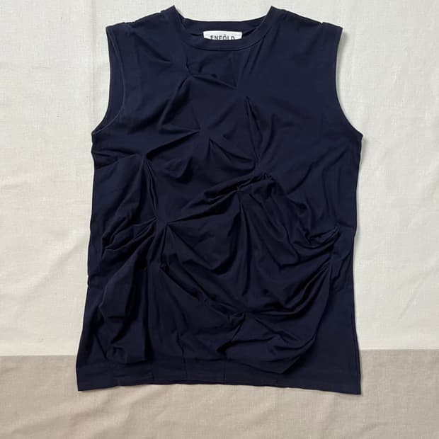 엔폴드 링클 슬리브리스 enfold sleeveles