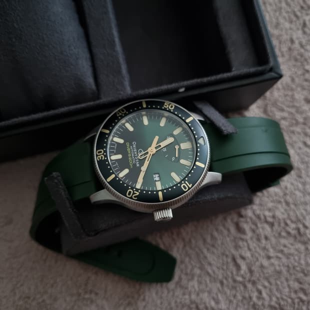 오리엔트스타 RE-AU0307E 다이버시계