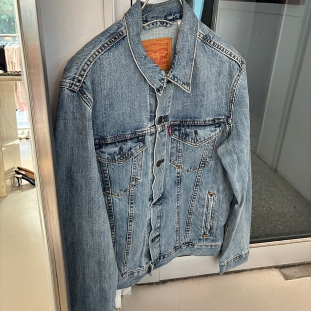 Levis Denim Jacket
