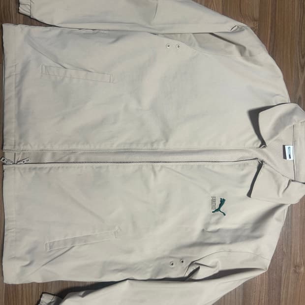 퓨마 아이보리 자켓