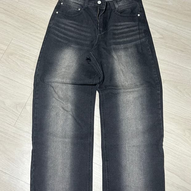 데케트 흑청 워싱데님