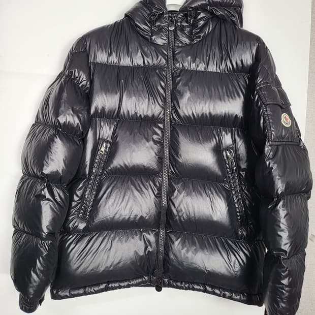 뭉클레어 마야 에크린스  블랙패딩  3사이즈