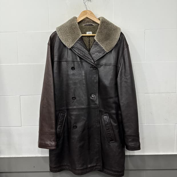 C.P. comany 양가죽 자켓