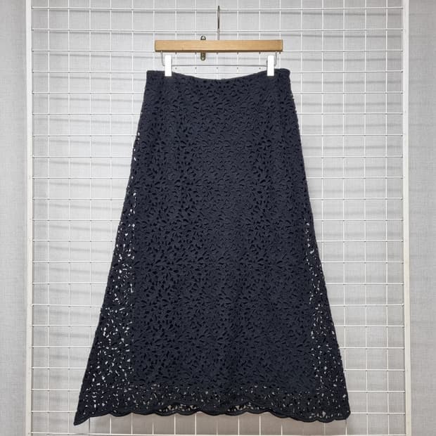 orr 오르 펀칭레이스 블랙 스커트26인치 (봄.가을)