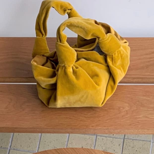 더로우 애스콧 스웨이드 머스타드