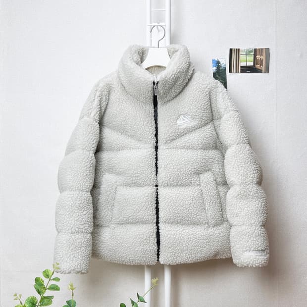 나이키 여성 써마핏 플리스 뽀글이 패딩 M