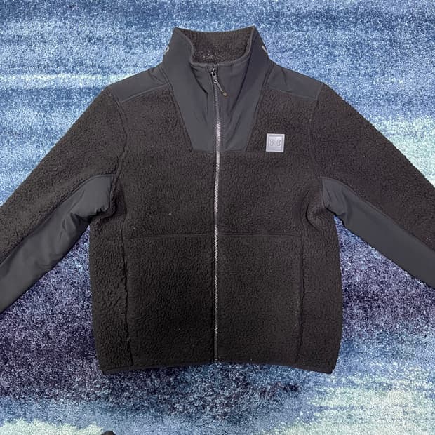 언더아머 양털 후리스