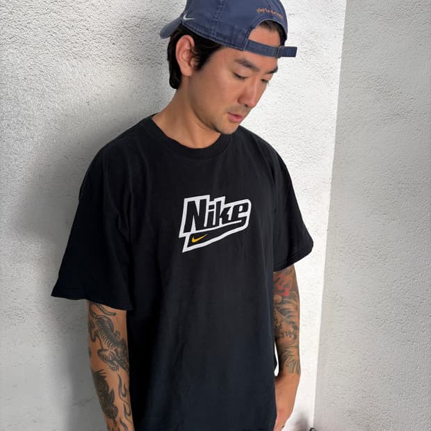 00s Nike Swoosh Logo T-Shirt