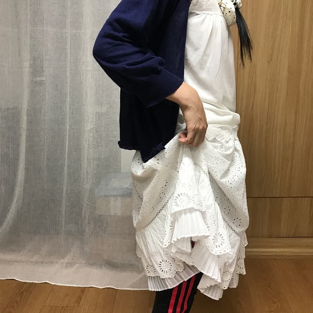 017. navy knit cardigan