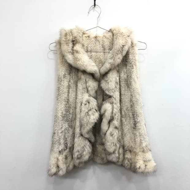 ivory front trim real fur vest