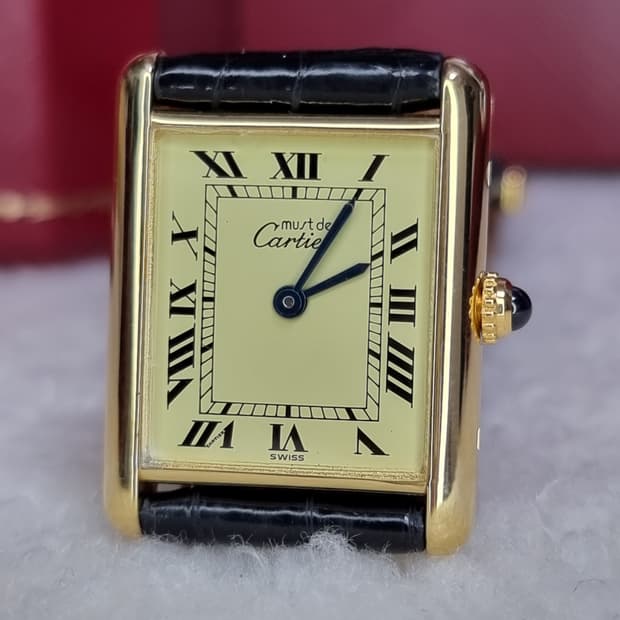 까르띠에 빈티지 탱크머스트 라지 샴페인다이얼 핀버클 시계 (남녀 공용)