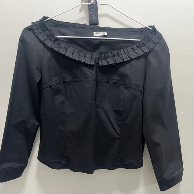 miumiu 프릴 블라우스
