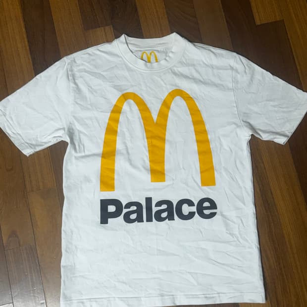 팔라스 맥도날드 반팔