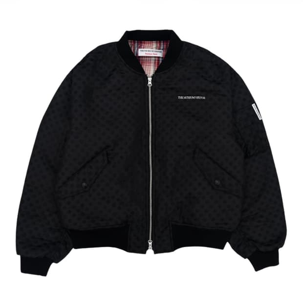 더뮤지엄비지터 셔링 MA-1 자켓 블랙 닷