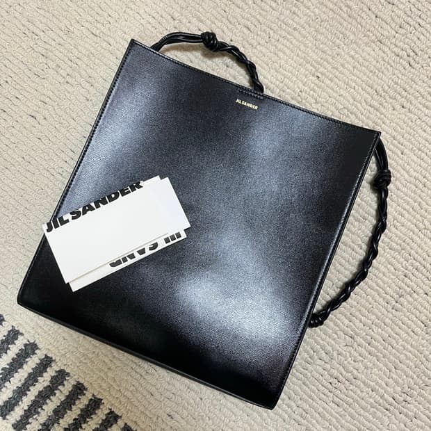 질샌더 탱글백 미디움