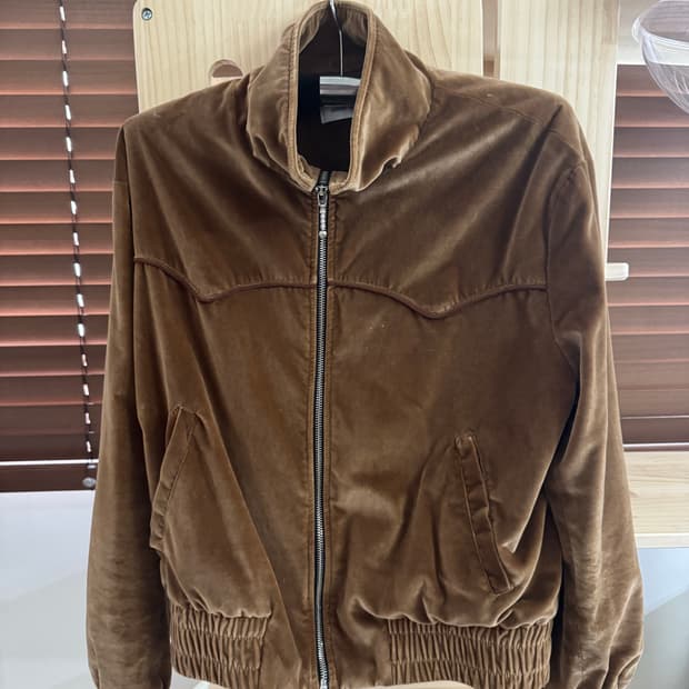 Ernest w baker / Velvet tracktop / 48