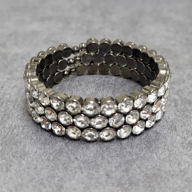 vintage bangle bracelet