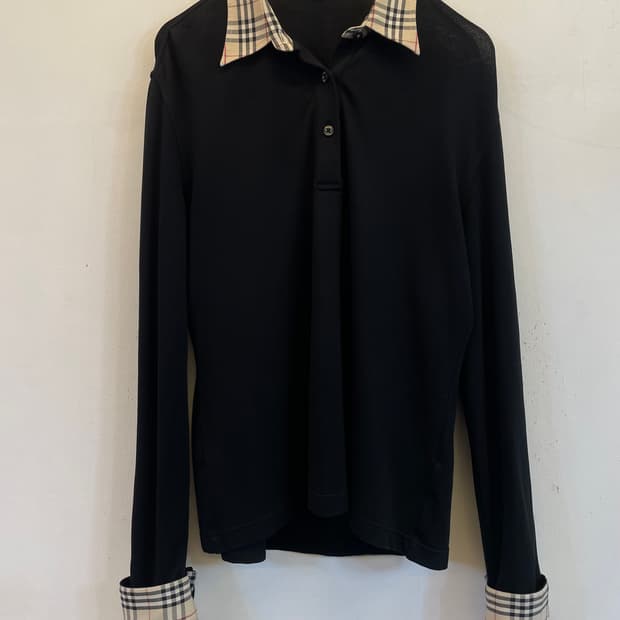 정품 버버리 체크 카라티 L 긴팔티:)