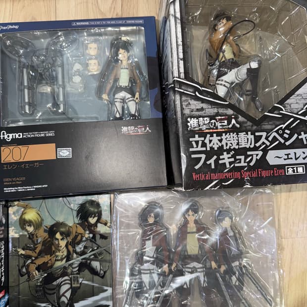 진격의 거인 에렌 리바이 피규어 굿즈 세트