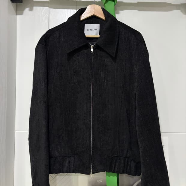 LEMARD 르마드 블랙 해링본 패턴 봄버 자켓