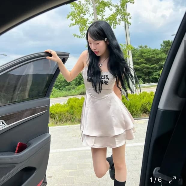 유희 새틴 드레스