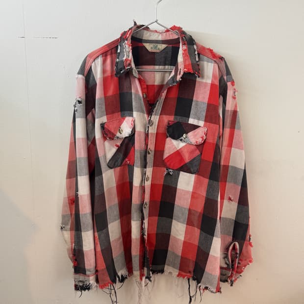 Hard faded 90s flannel button up shirt