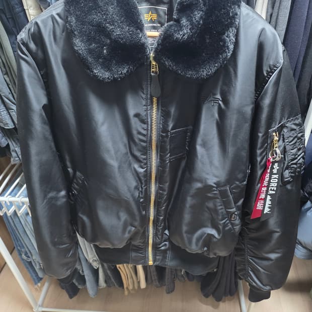 새상품 알파인더스트리 ma-1 항공점퍼 라지 사이즈 판매