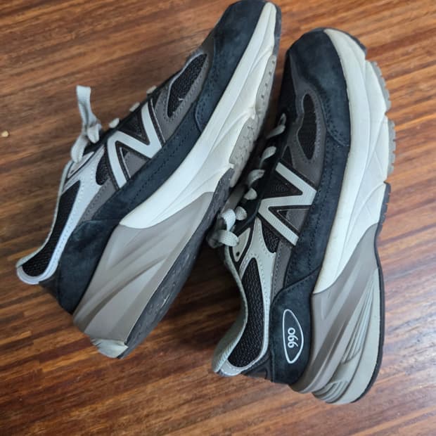 뉴발란스 900 v6 블랙 240