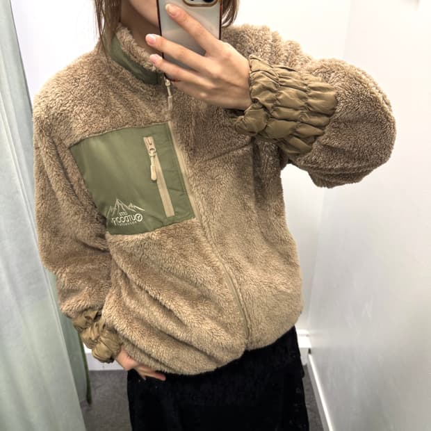 Outdoor 베이지 플리스 자켓