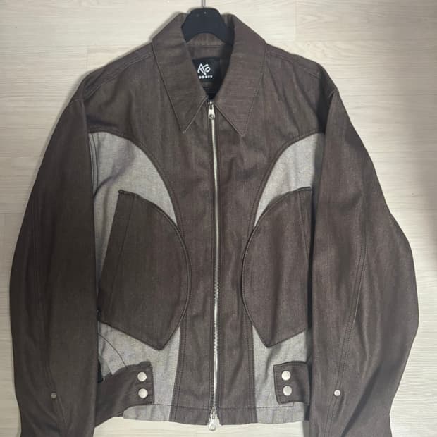 애드오프 SIDE TAP DENIM JACKET BROWN