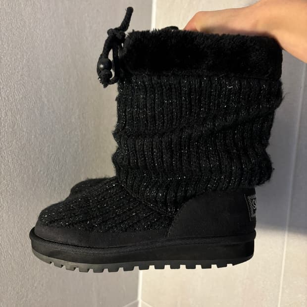 스케쳐스 글리터 니트 어그부츠