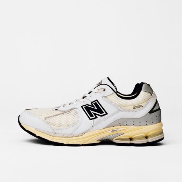 뉴발란스x디스이즈네버뎃 42.5