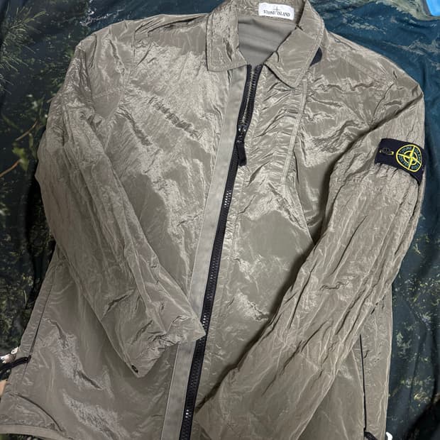 [L] 18fw 스톤아일랜드 나일론메탈 자켓 카키