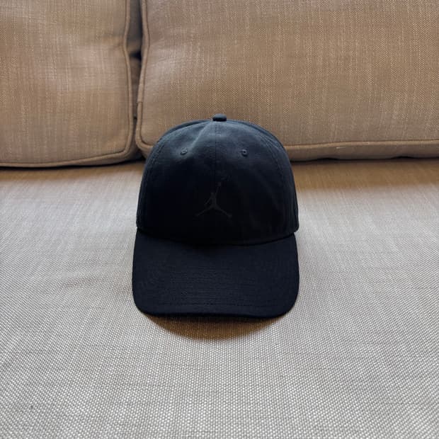 나이키 조던 클래식 점프맨 올블랙 프로 볼캡