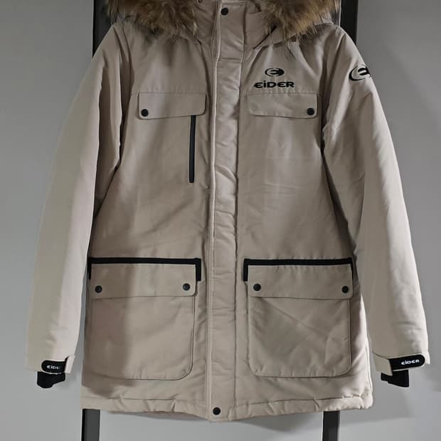 아이더 남자 스텔라 오리털 패딩점퍼.
싸이즈 95